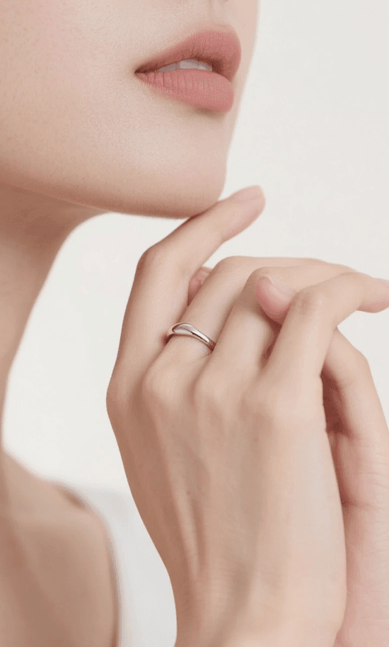 Woman wearing RIEN Faith Ring Open ring